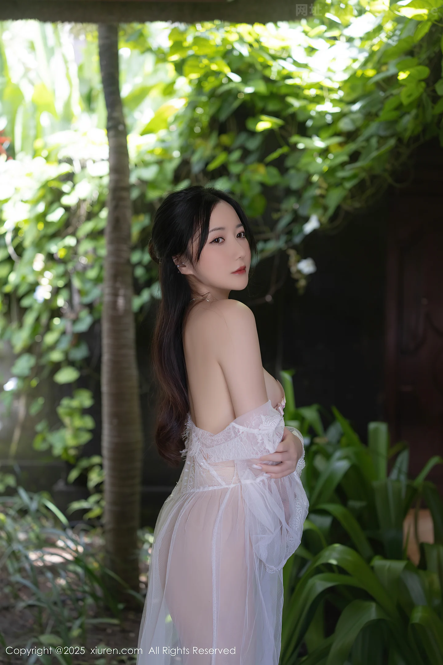 图片[6]-[XiuRen秀人网] VOL.10173 模特鱼子酱Fish性感白色轻透连衣裙透视秀惹火身材撩人诱惑写真80P-秀人网官方网站